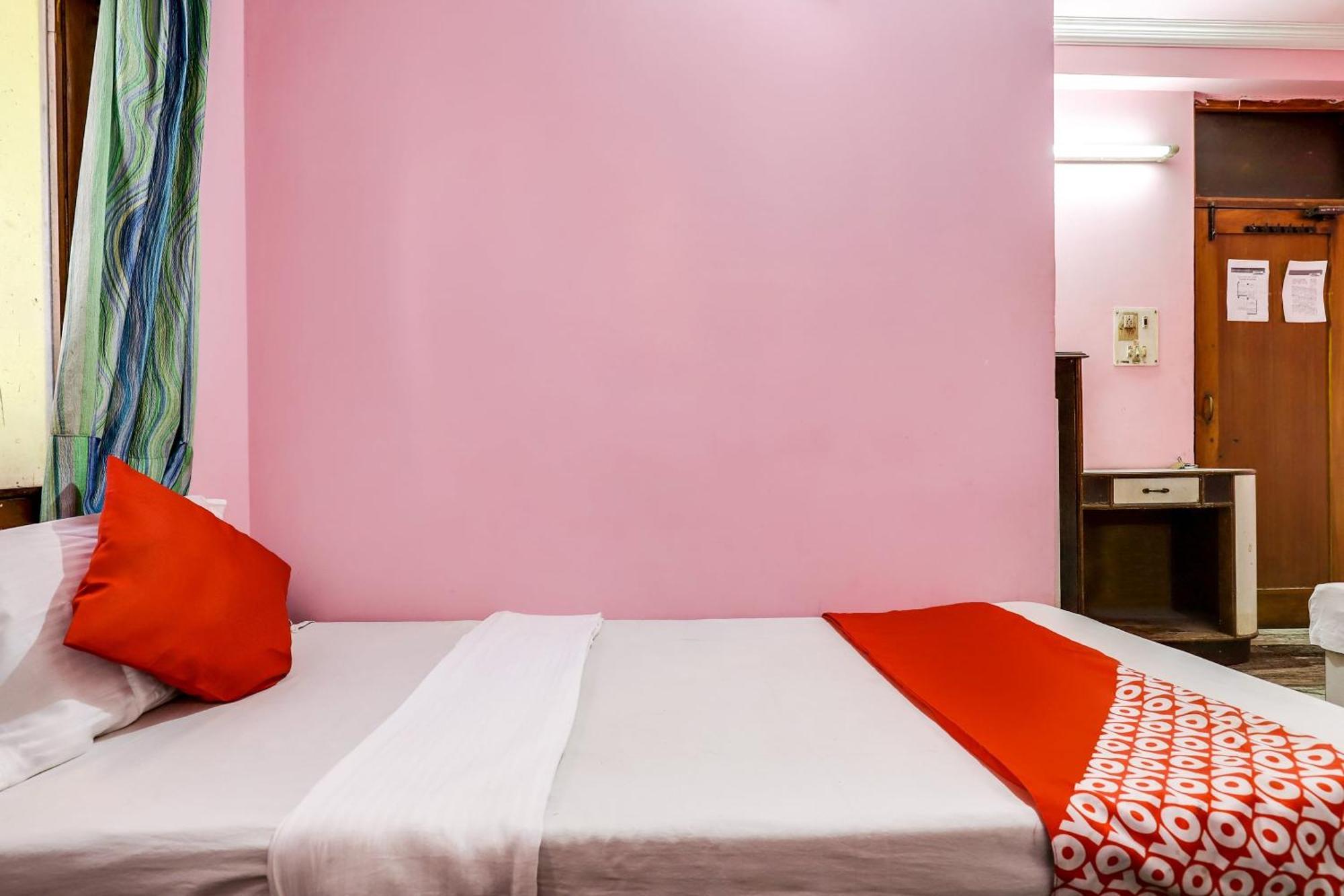 Hotel O Moon Palace Dx New Delhi Extérieur photo