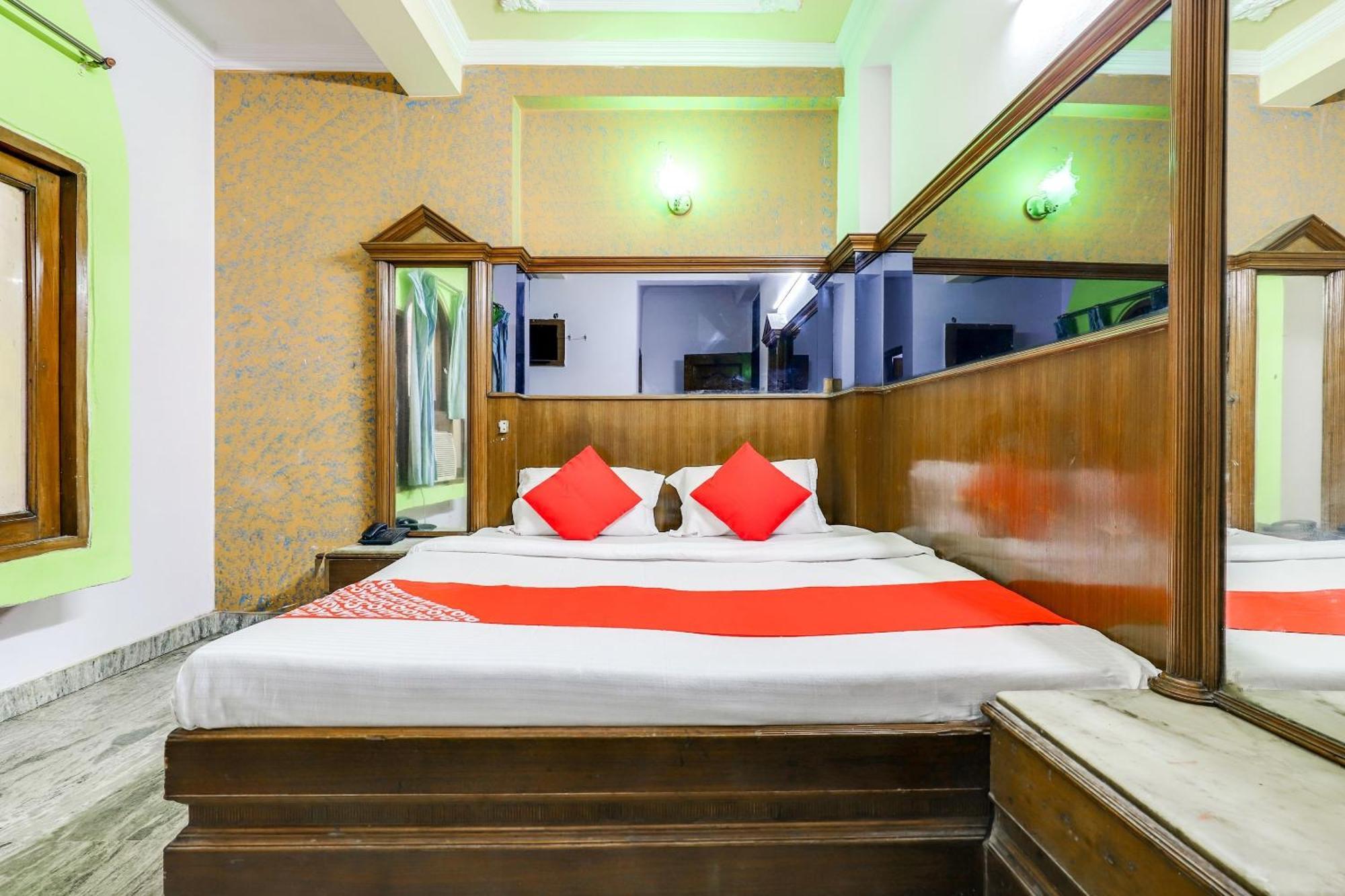 Hotel O Moon Palace Dx New Delhi Extérieur photo
