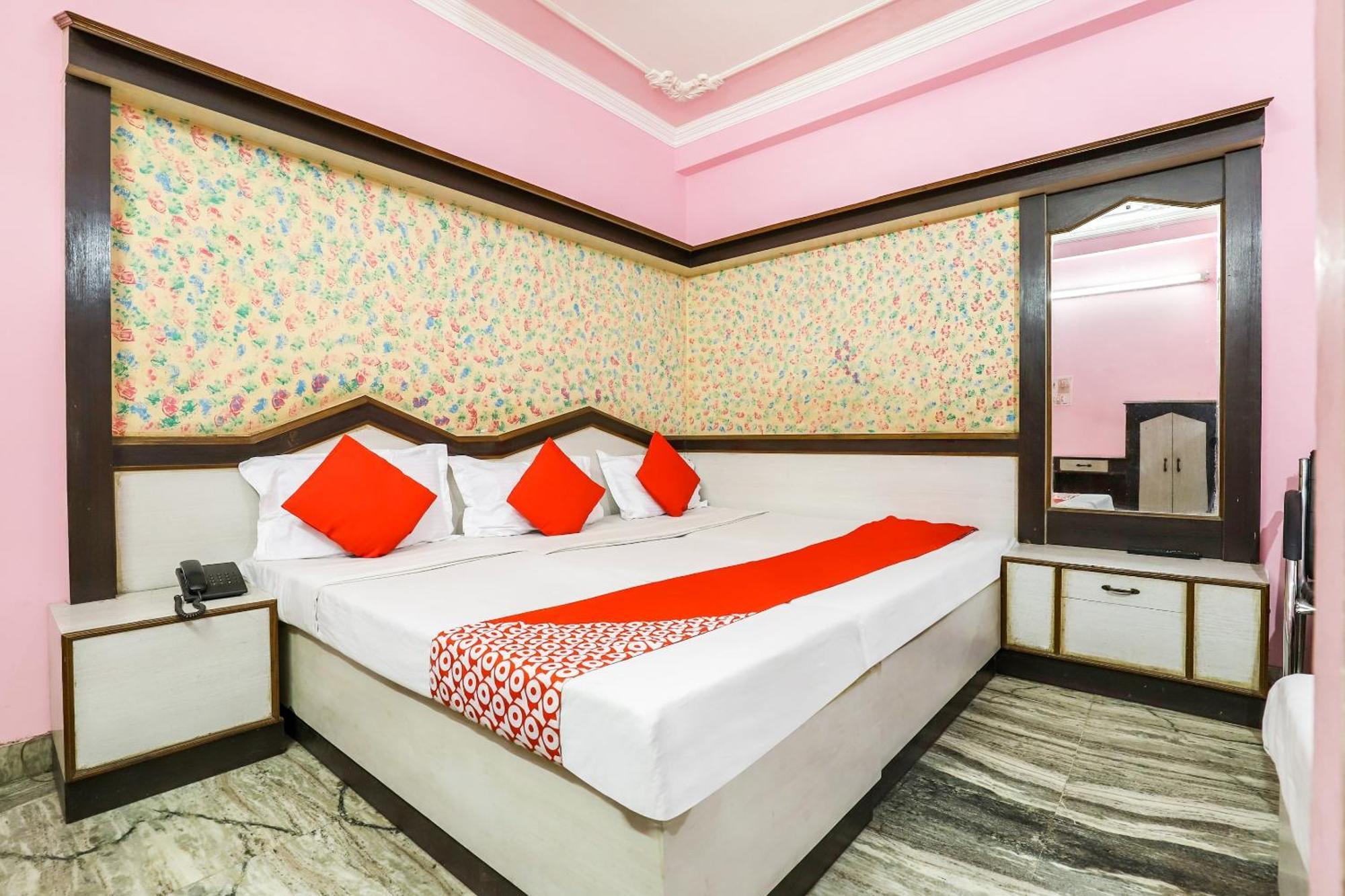 Hotel O Moon Palace Dx New Delhi Extérieur photo
