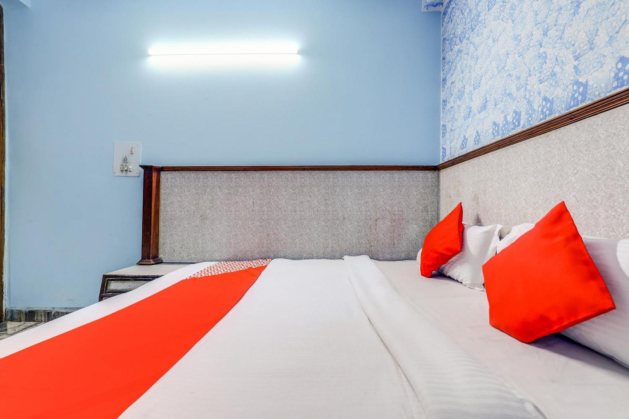 Hotel O Moon Palace Dx New Delhi Extérieur photo