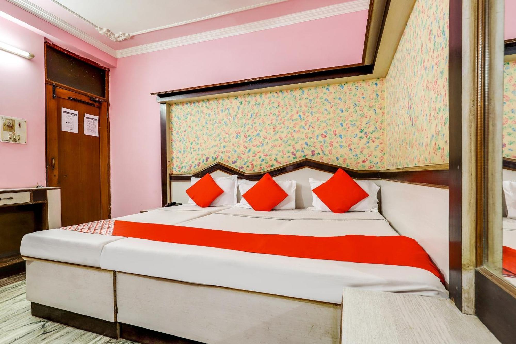 Hotel O Moon Palace Dx New Delhi Extérieur photo